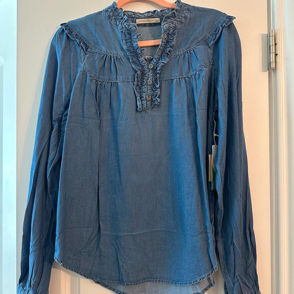 New with tags, chambray long sleeve top